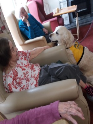 Pets as Therapy at Elderly Care Home Kettering